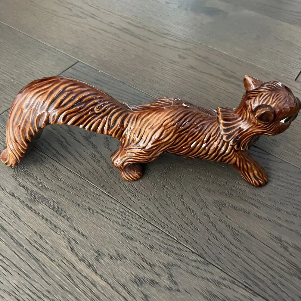 Set of 2 Vintage 1970's  Arnels Ceramic Squirrel Figurines  9" & 12" Brown EUC - Picture 4 of 12